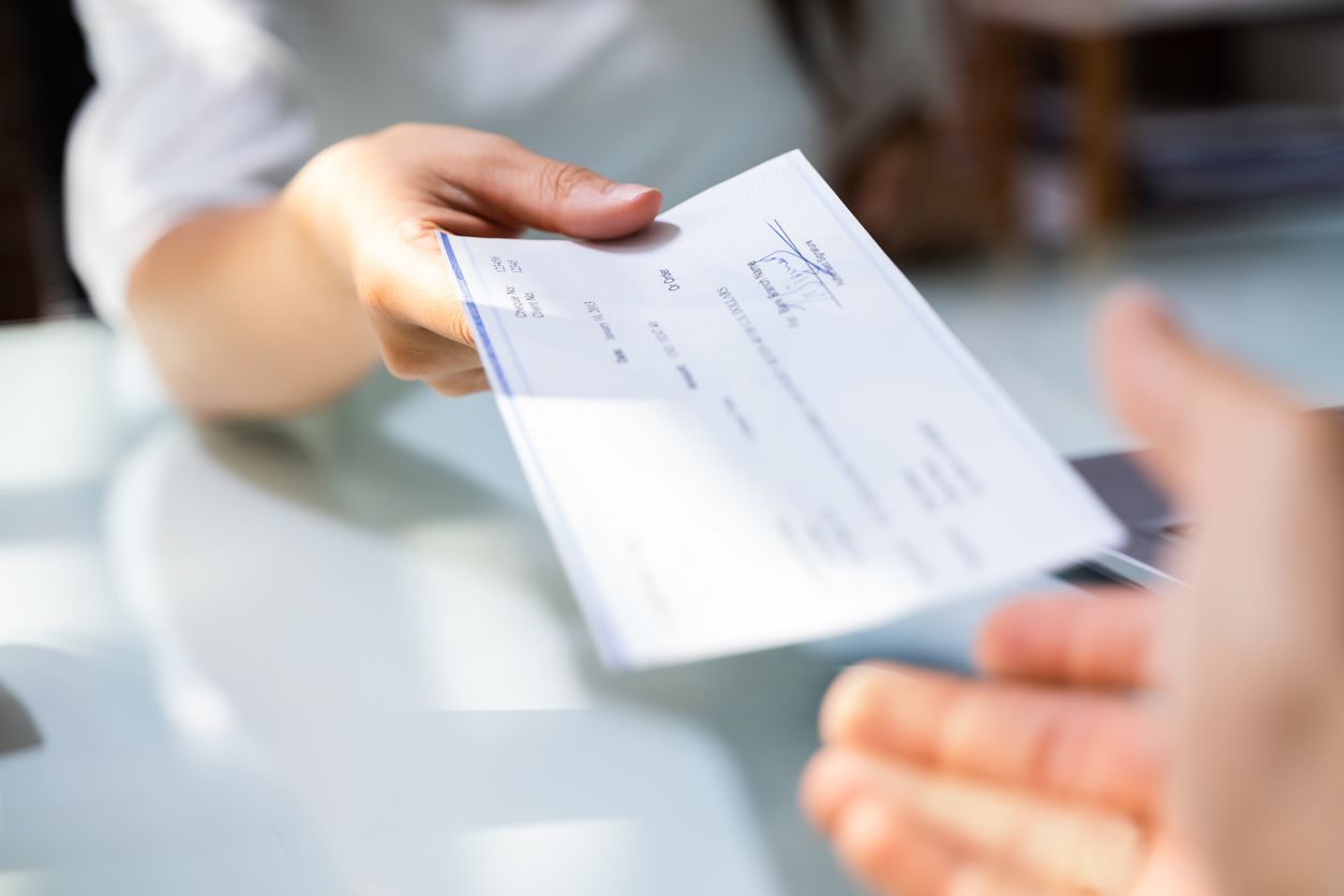 The Process of Receiving a Settlement Check in Florida
