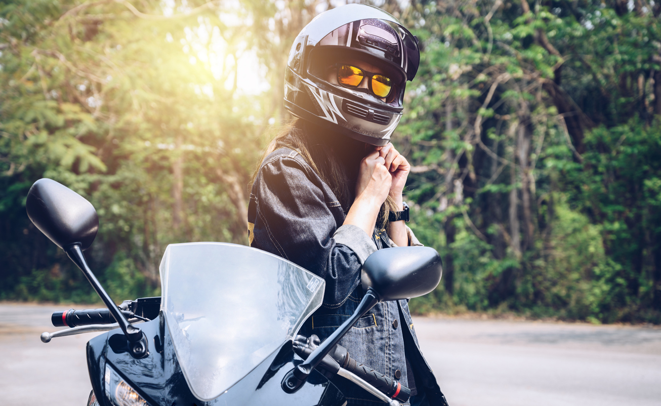 How Much Does a Helmet Improve Survival in a Gainesville Motorcycle Crash?