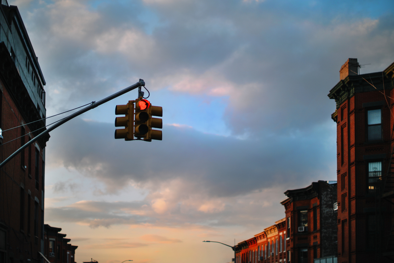 Florida Gators Fan Falls from Traffic Light After NCAA Championship Win